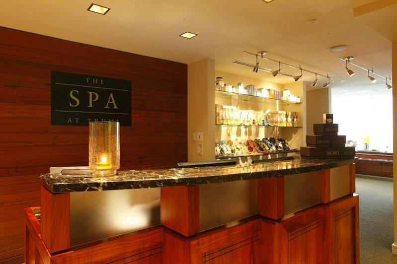 Jet Luxury At The Trump Waikiki Oahu Exterior photo