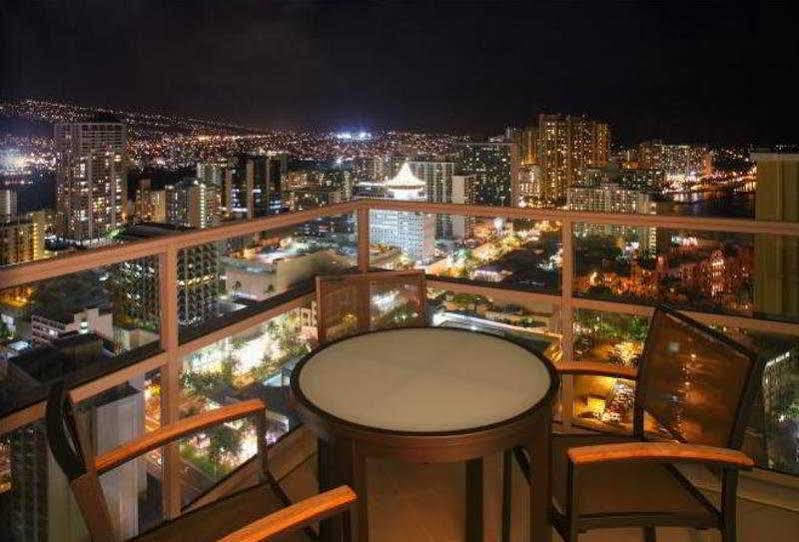 Jet Luxury At The Trump Waikiki Oahu Exterior photo