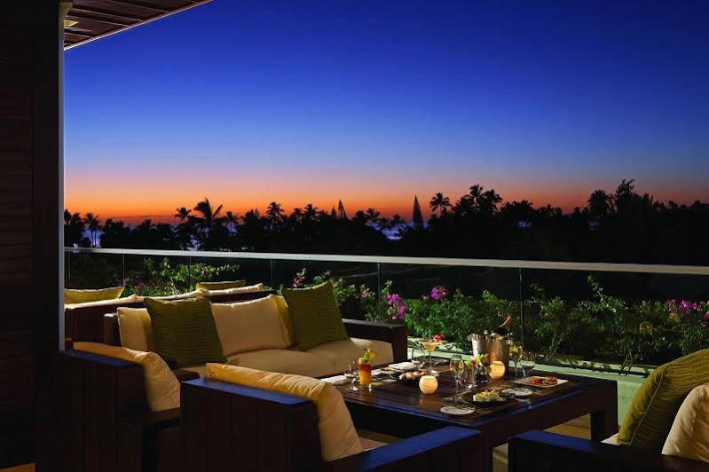Jet Luxury At The Trump Waikiki Oahu Exterior photo